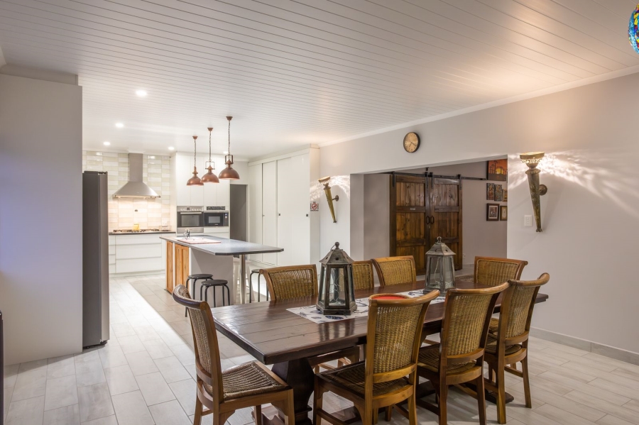 5 Bedroom Property for Sale in Franskraal Western Cape